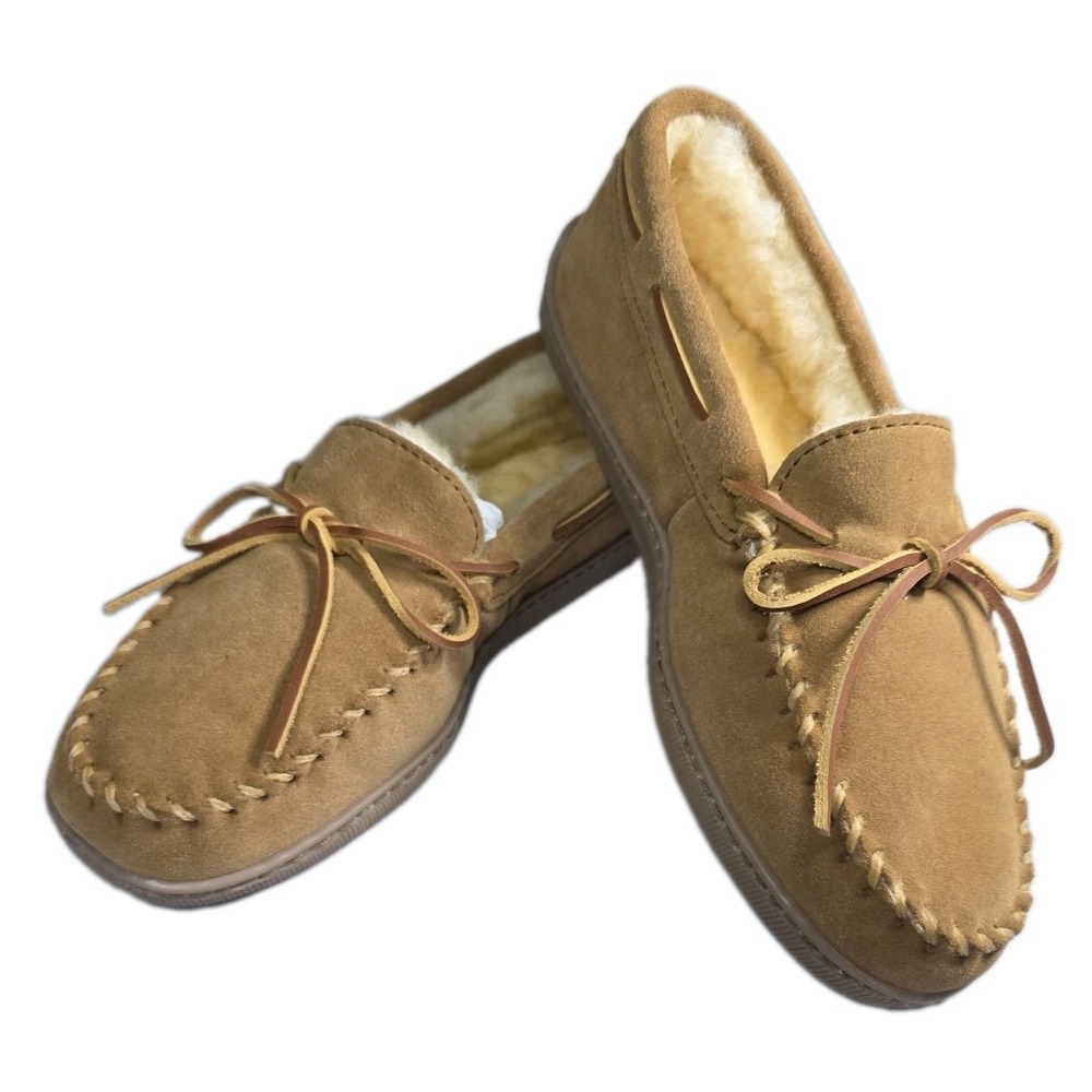 Minnetonka NWOB Mens8 3741W Sheepskin HardsoleMoccasin Slippers Suede Golden Tan